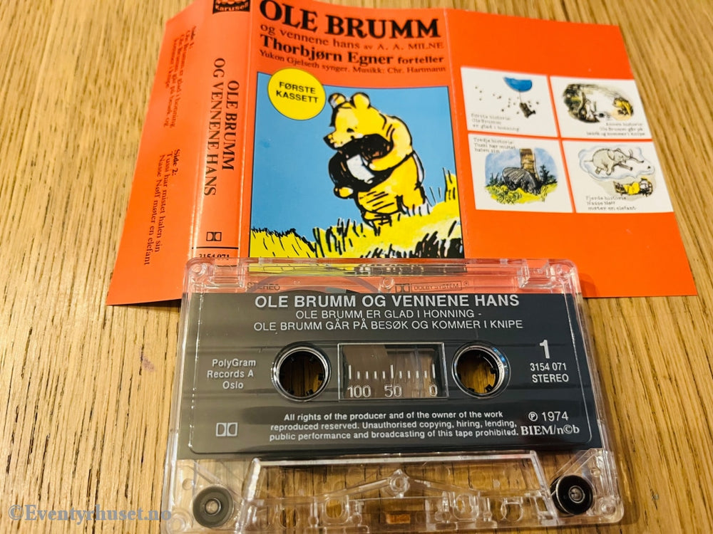 A. Milne. 1976. Ole Brumm Og Vennene Hans. Thorbjørn Egner Forteller. Første Kassett. Kassettbok