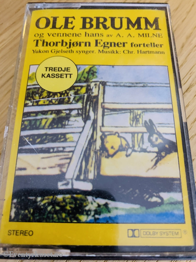 A. Milne. 1976. Ole Brumm Og Vennene Hans. Thorbjørn Egner Forteller. Kassett. Kassettbok