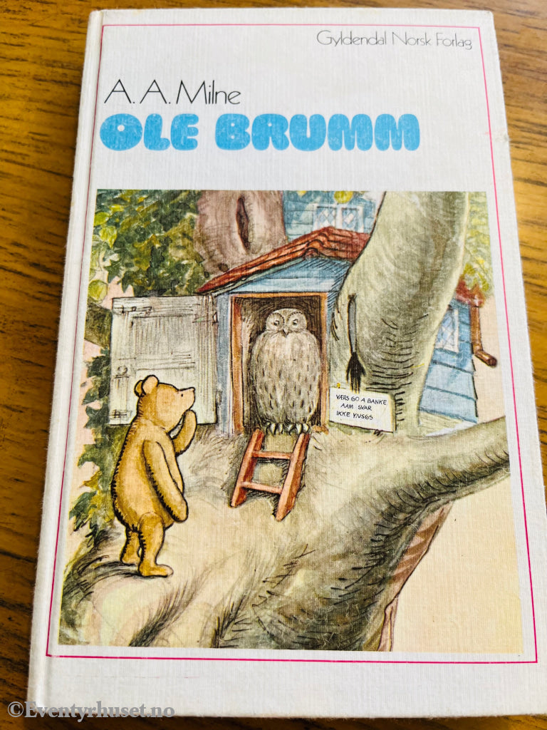 A. A. Milne. Ole Brumm. Bok.
