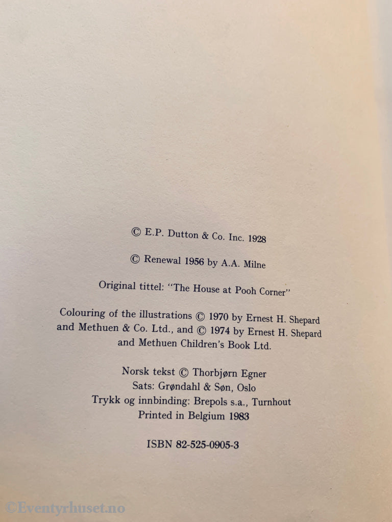 A. A. Milne. Ole Brumm og vennene hans. Bok.