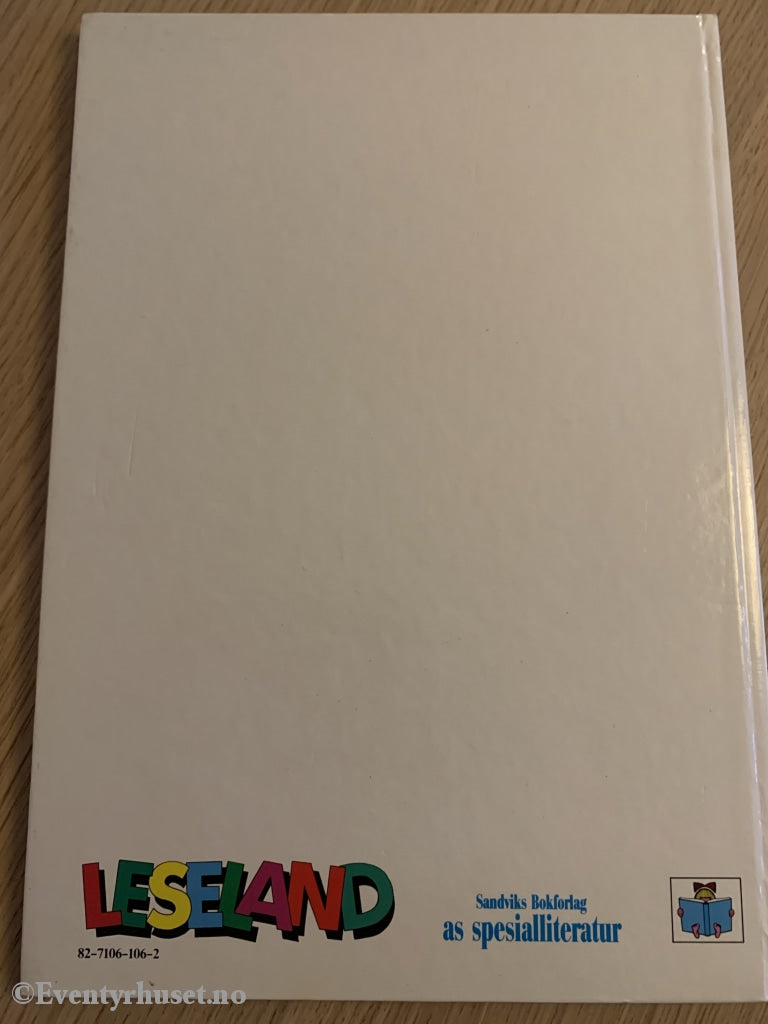 Alberto Manzi / Lugi Roveri Nino Orlich. Naturens Eventyrverden: Den Mystiske Svarte Skyen.