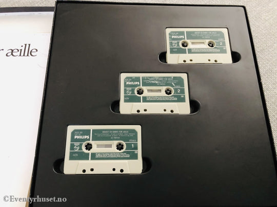 Alf Prøysen. Graset Er Grønt For Æille. 3 Plater På Kassett! Kassett (Mc)