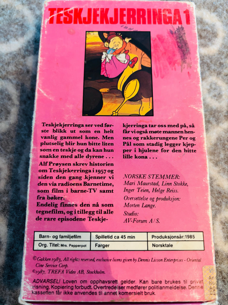 Alf Prøysen´s Teskjekjerringa 1. 1985. VHS slipcase. VHS