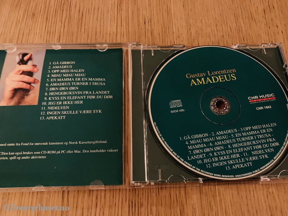Amadeus. Med Gustav Lorentzen Og Tore Strømøy. Cd / Pc. Lydbok