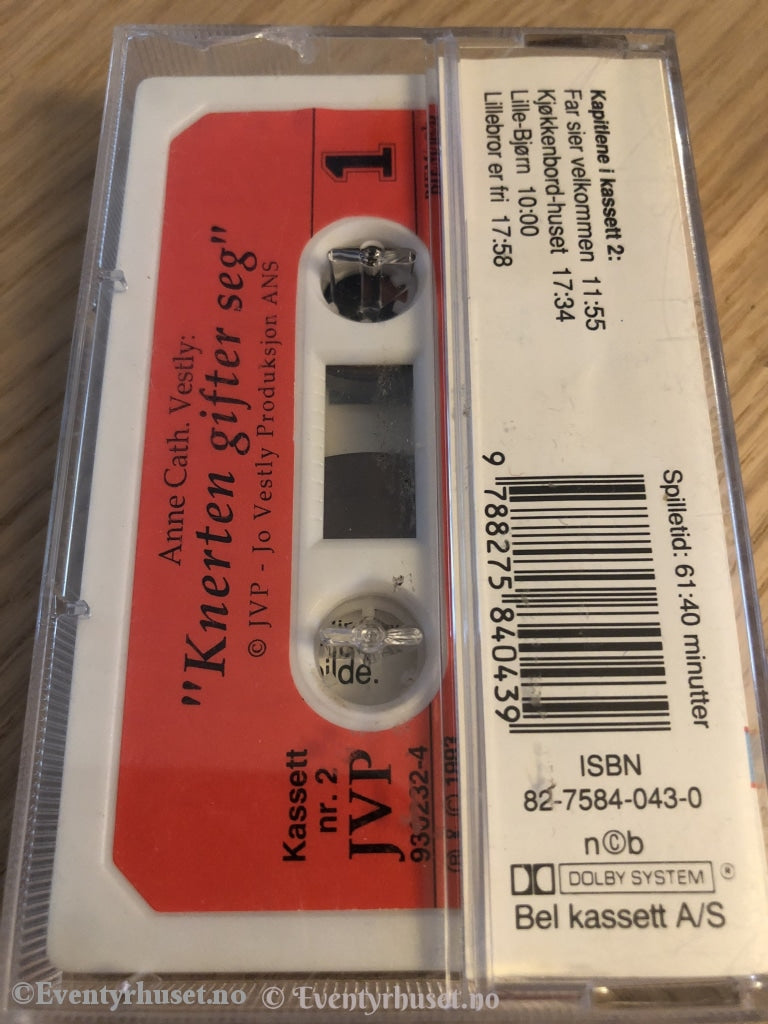 Anne-Cath. Vestly. 1993. Knerten Gifter Seg. Kassett 2. Kassettbok