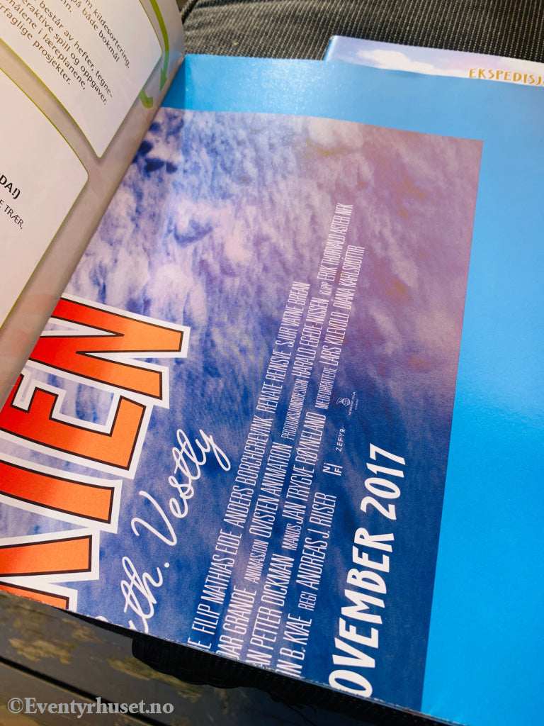 Anne Cath Vestly. Ekspedisjon Knerten. Julehefte. Med plakat! Julehefter