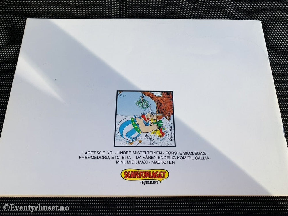 Asterix Julehefte. Julen 1990. Julehefter
