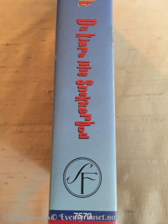 Astrid Lindgren. 1971. Matiné - Festen I Katthult. Du Kjære Lille Snekkerbod. Vhs. Vhs