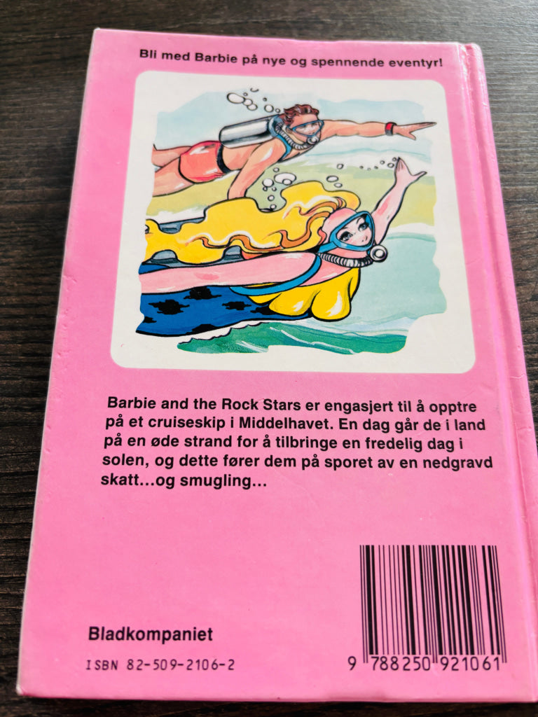 Barbie – Eventyrøya. Bok.