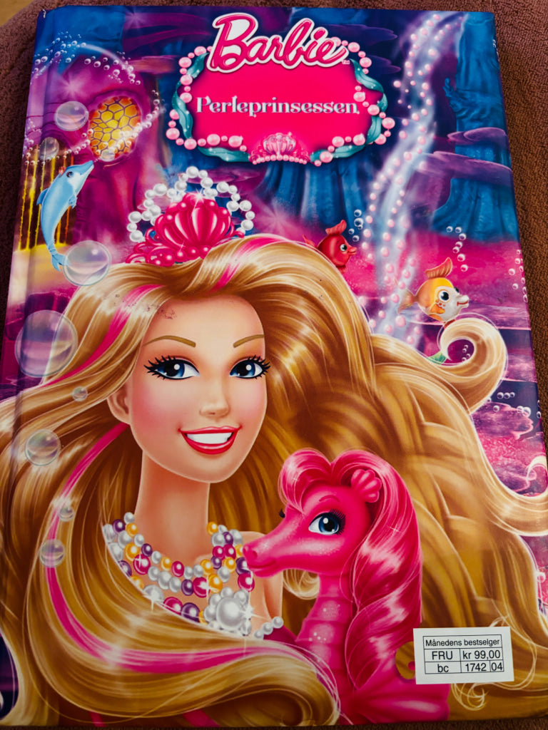 Barbie – Perleprinsessen. Bok.