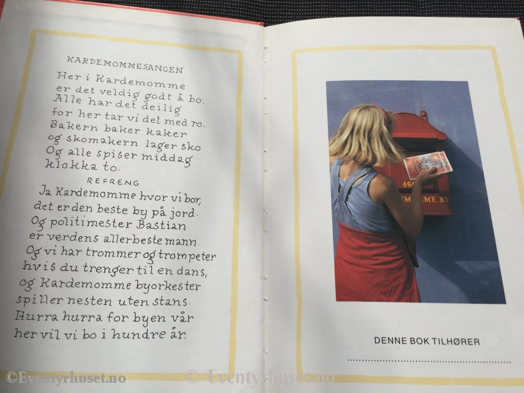 Bjørn Egner. 1992. Kardemomme By I Kristiansand Dyrepark. Faktabok