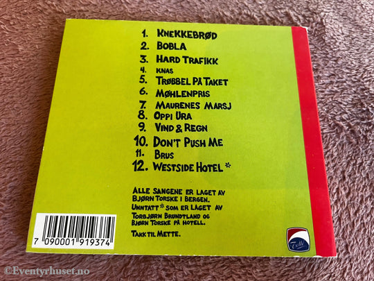 Bjørn Torske. 2001. Trøbbel. Musikk på CD.