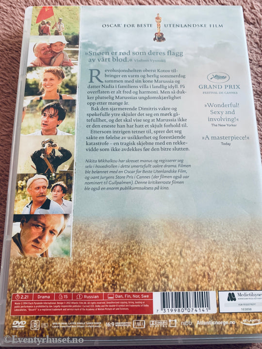 Brent av solen (1994). DVD.