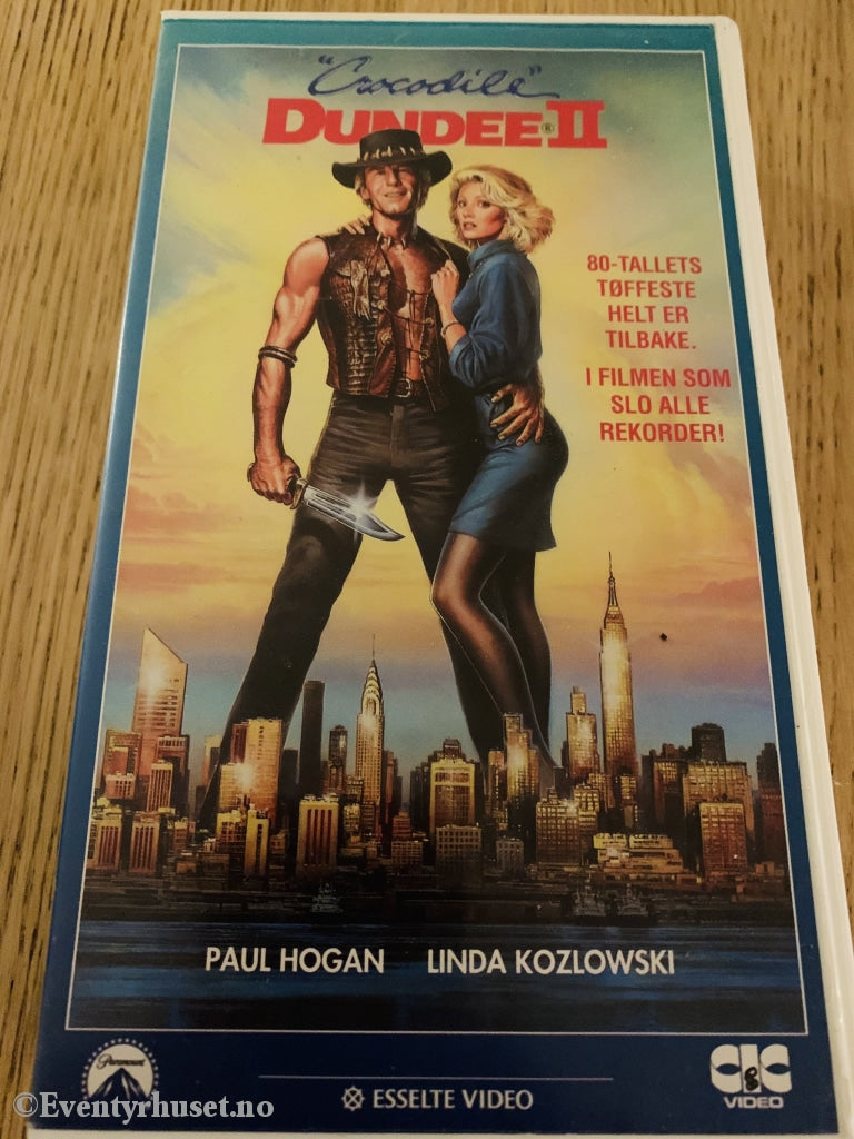 Crocodile Dundee 2. 1988. Vhs. Vhs