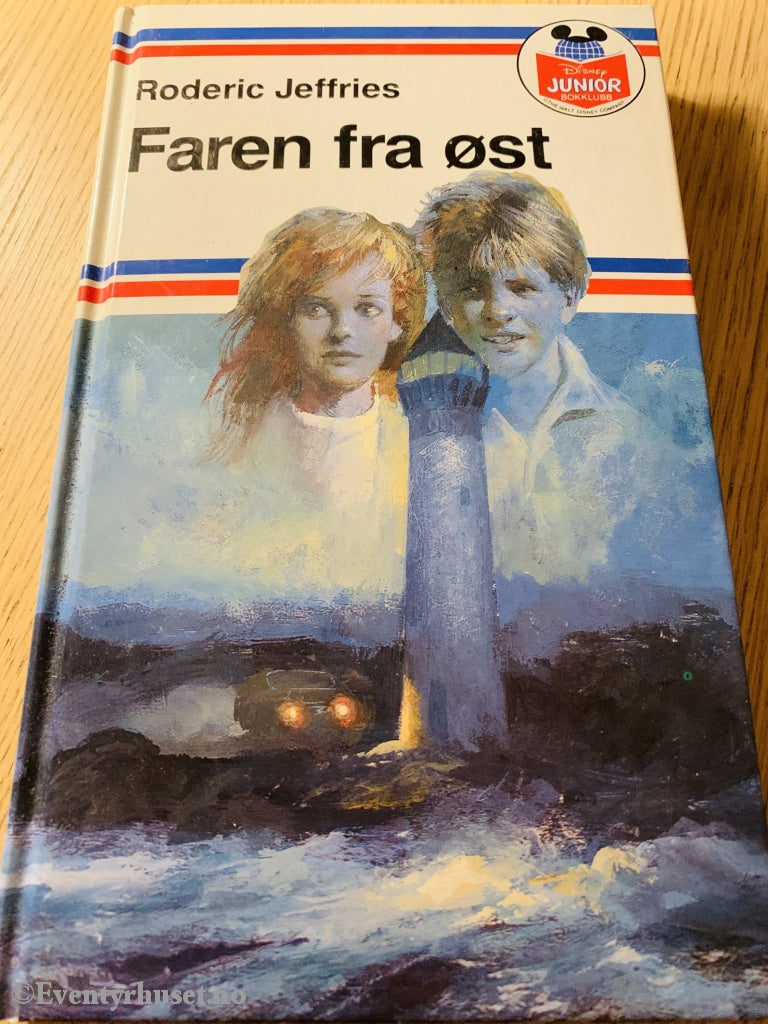 Disney Junior Bokklubb. Roderic Jeffries. Faren Fra Øst. Fortelling