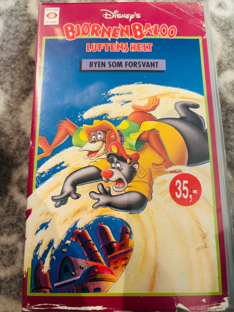 Disney VHS. 4116/56. Bjørnen Baloo. Luftens helt. Byen som forsvant. VHS. VHS