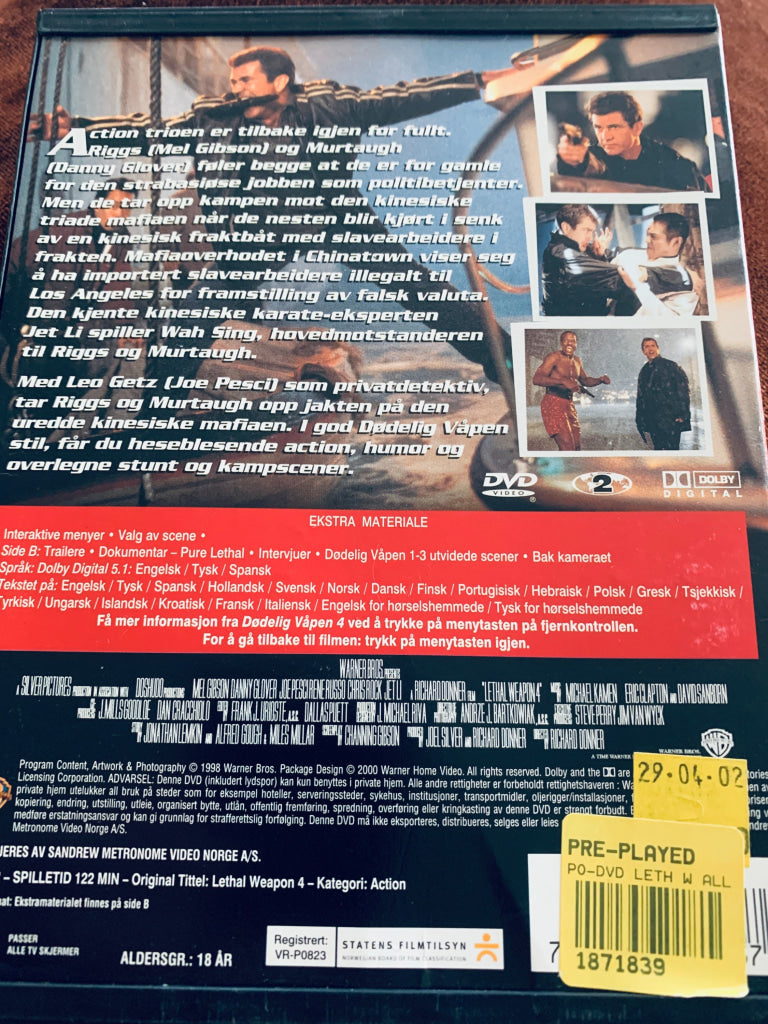 Dødelig Våpen 4. DVD snapcase.