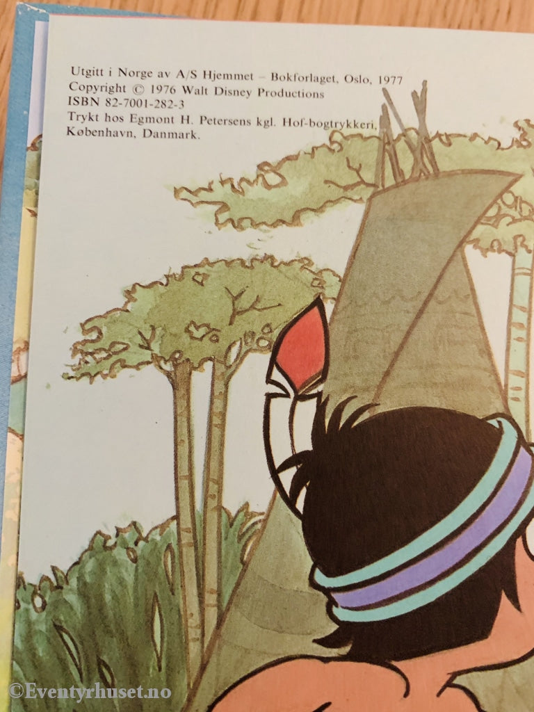 Donald Ducks Bokklubb. 1977. Lille Hiawatha Og Fiskekonkurransen. Bokklubb