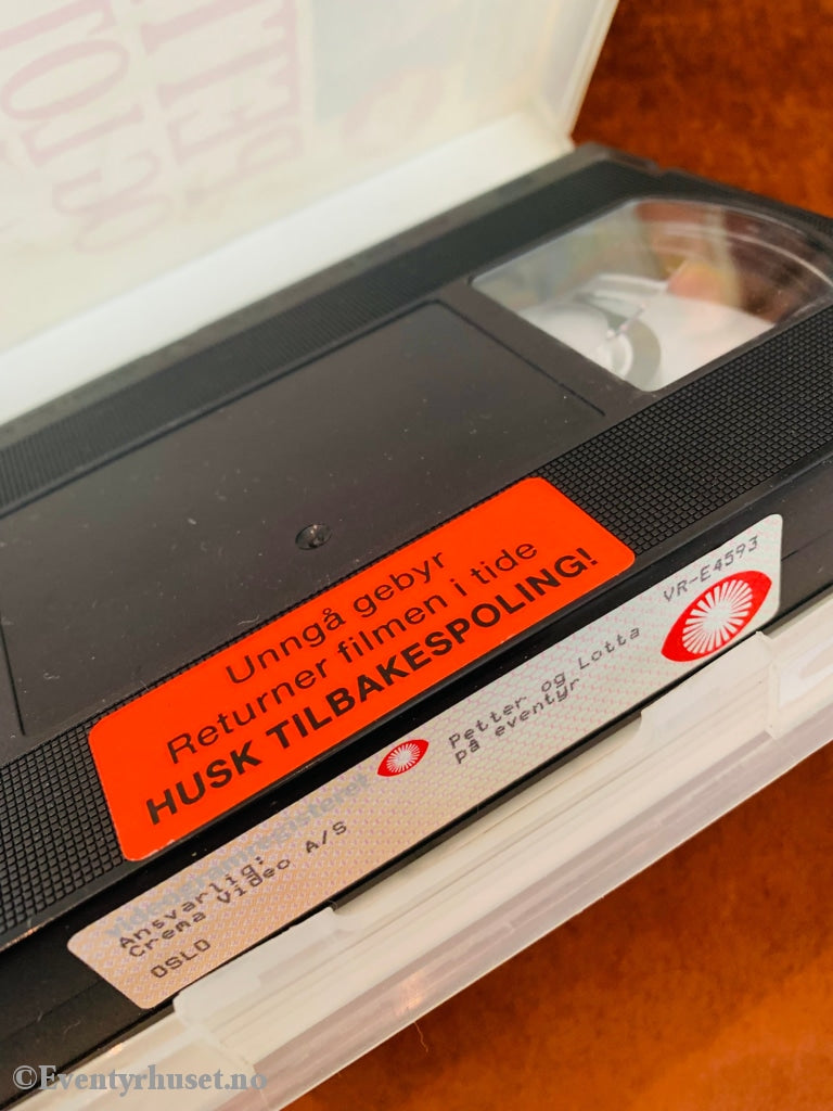 Elsa Beskow. 1992. Petter Og Lotta På Eventyr. Vhs Big Box.