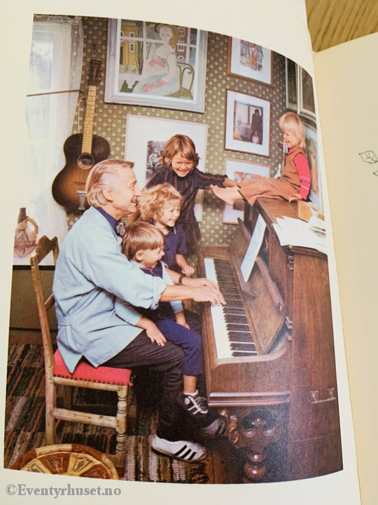 En Bok Om Thorbjørn Egner. 1972. Redaksjon: Harald L. Tveterås Og Fredrik Matheson. Biografi