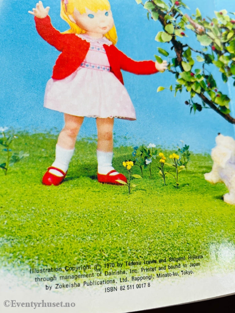 En Eventyrbokserie For De Yngste. 1970. Så Går Vi Rundt Om En Enebærbusk. Eventyrbok