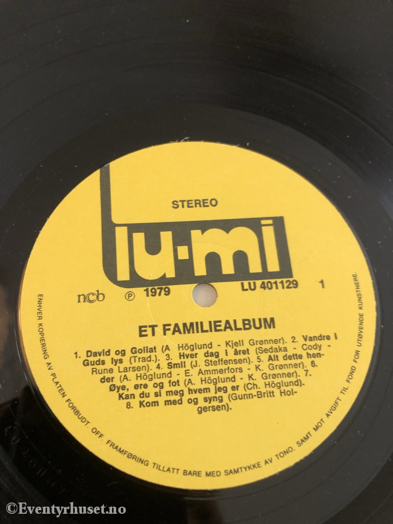 Et Familiealbum. Line Kim & Rune. 1979. Lp. Lp Plate
