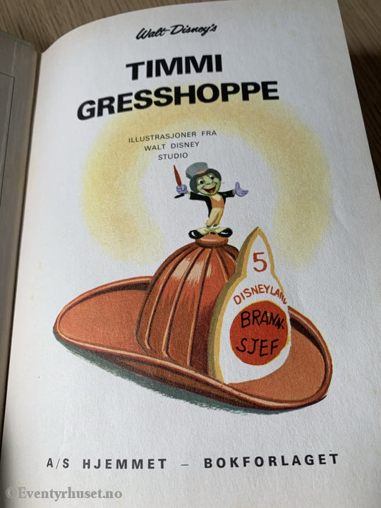 Hjemmets Småbokserie Nr. 12. Disney. 1975. Timmi Gresshoppe. Fortelling