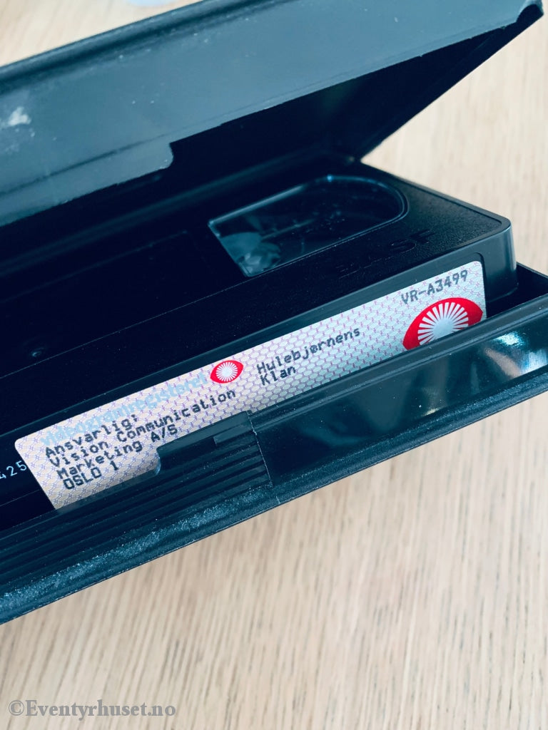 Hulebjørnens Klan. 1985. Vhs. Vhs