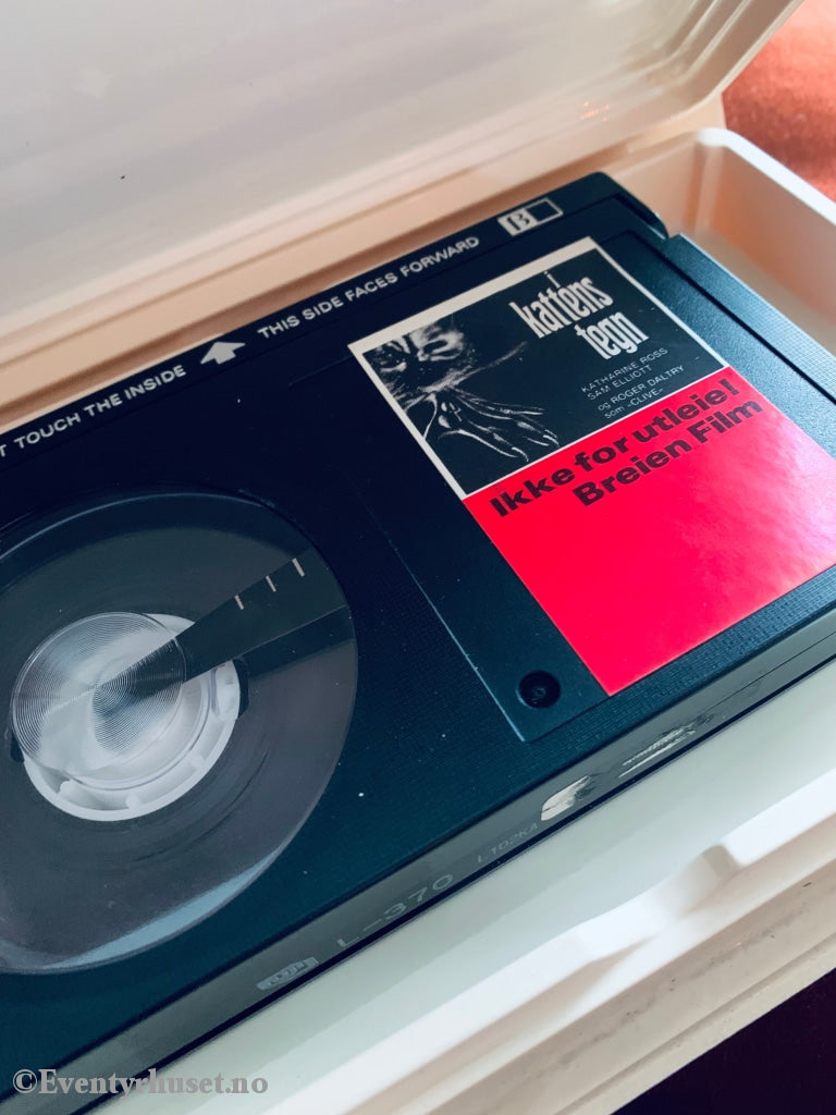 I Kattens Tegn. Beta-Film. Beta