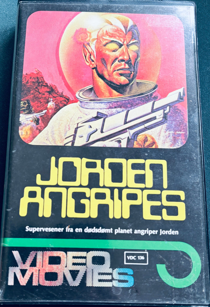 Jorden Angripes. Betamax. Beta