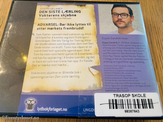 Joseph Delaney. Den siste lærling: Vokterens skjebne. 2014. Lydbok på CD.