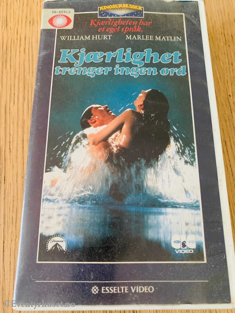 Kjærlighet Trenger Ingen Ord. 1986. Vhs. Vhs