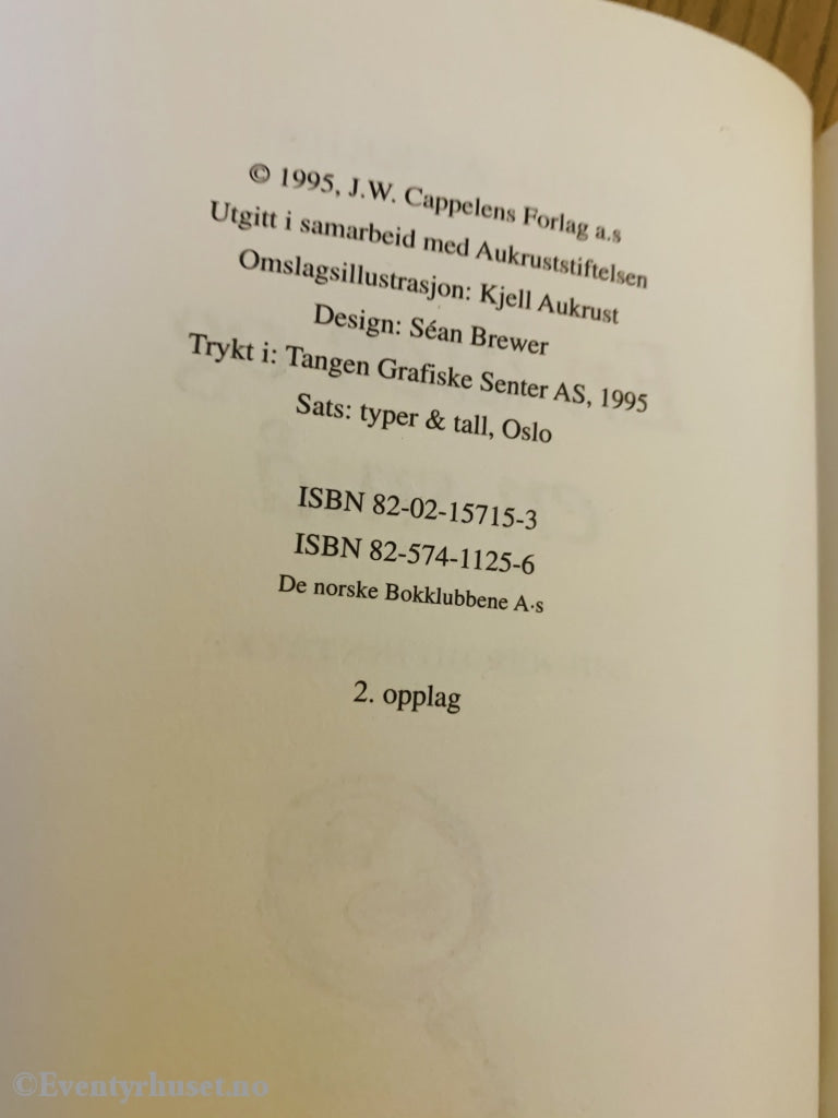 Kjell Aukrust. 1995. En Liten Og En Små. Minner Inntrykk. Fortelling