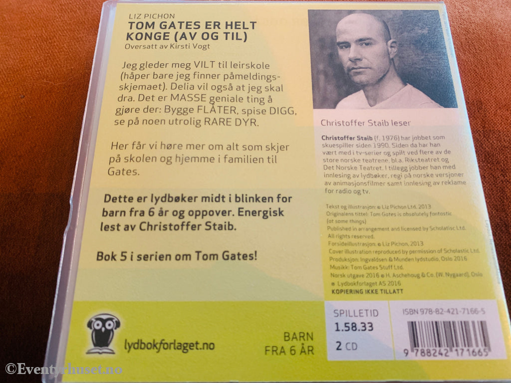 Liz Pichon. Tom Gates er helt konge (av og til). 2013. Lydbok på CD.