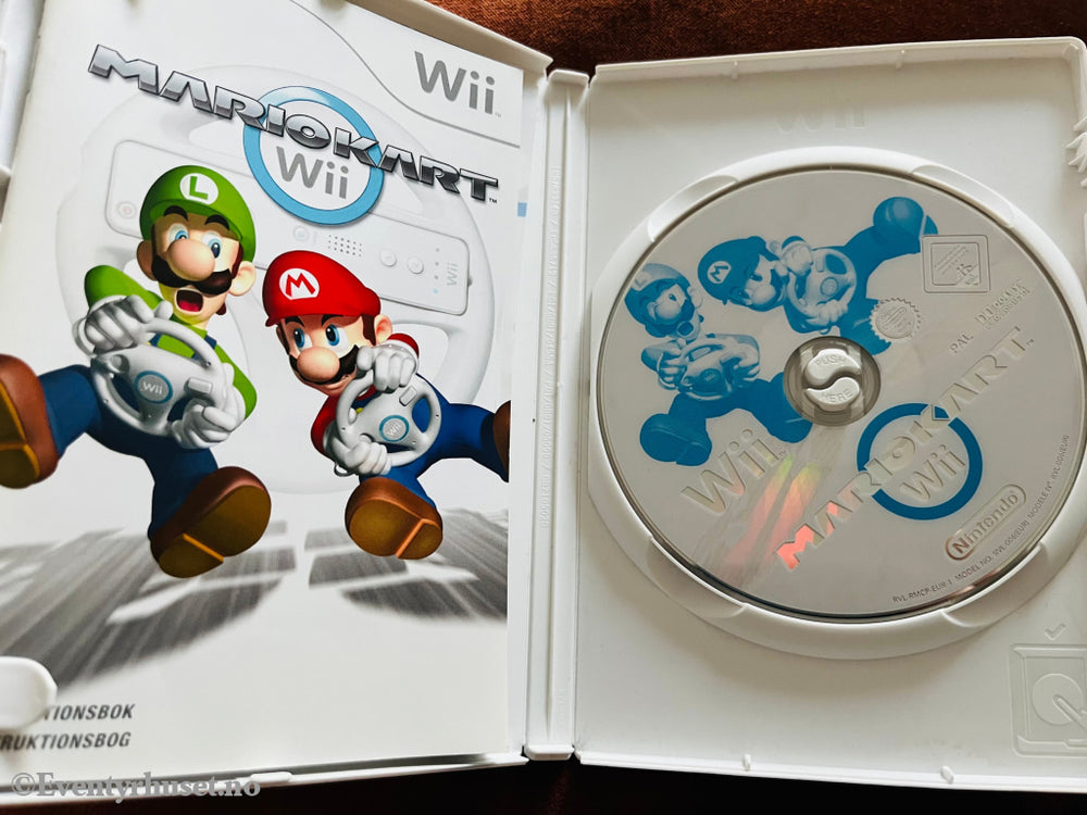 Mario Kart. Nintendo Wii. Wii