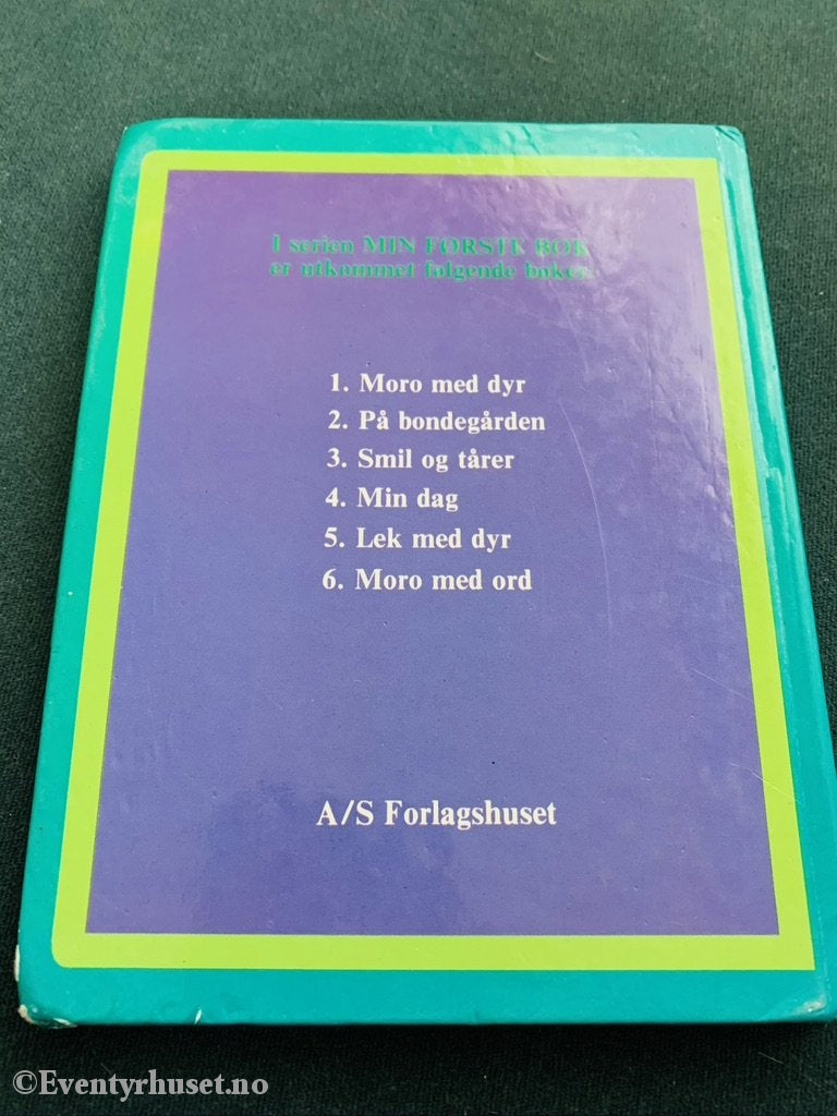 Min Dag (Min Første Bok). 1978. Med 3D-Forside. Fortelling