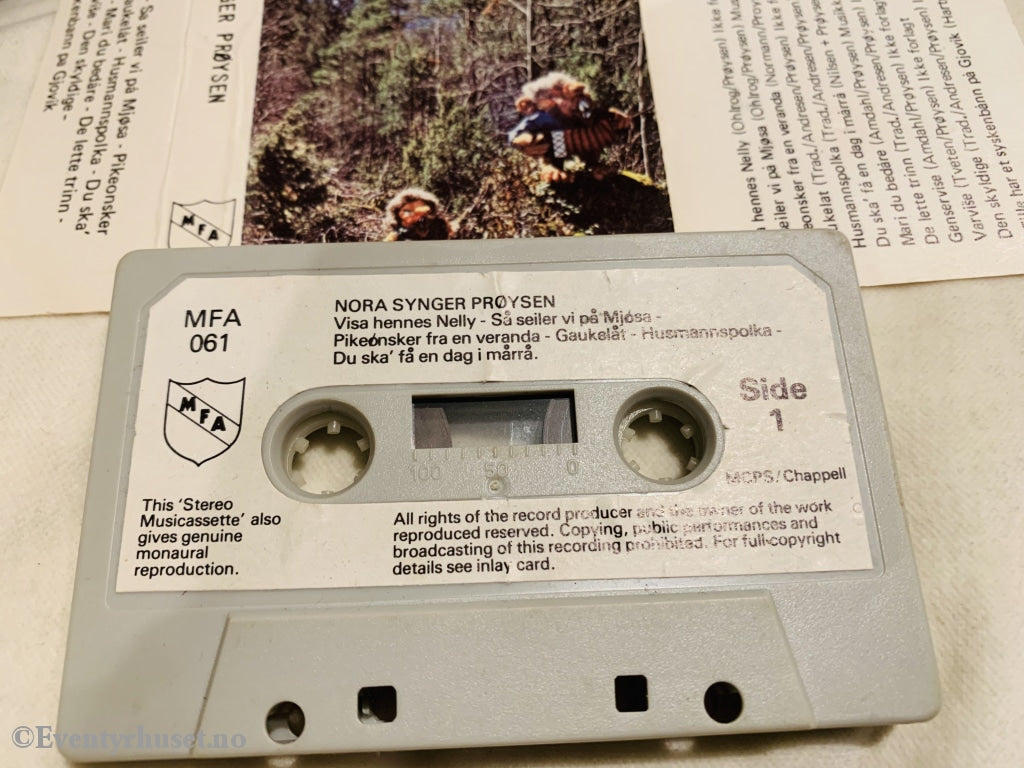 Nora Synger Prøysen. Kassett. Kassett (Mc)