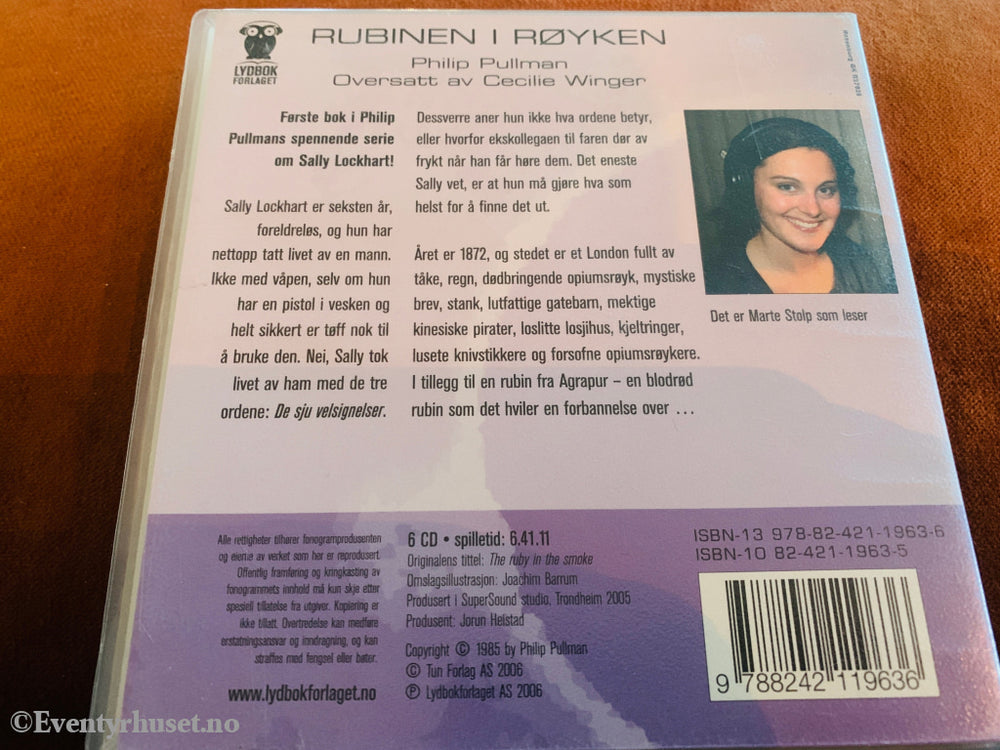 Philip Pullman. Sally & Tim: Rubinen i røyken. 1985. Lydbok på CD.