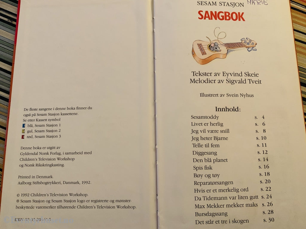 Sesam Stasjon Sangbok 1. 1992.