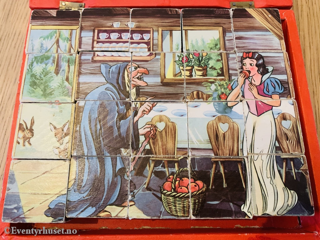 Snehvit Og De Syv Dverger. Puslespill. Puslespill