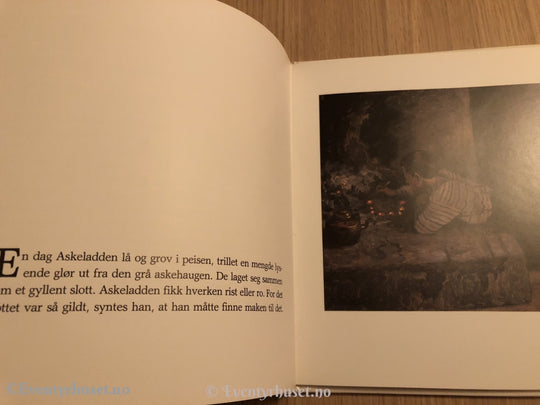 Soria Moria Slott. Askeladdens Eventyr. Av Theodor Kittelsen. 1987. Eventyrbok