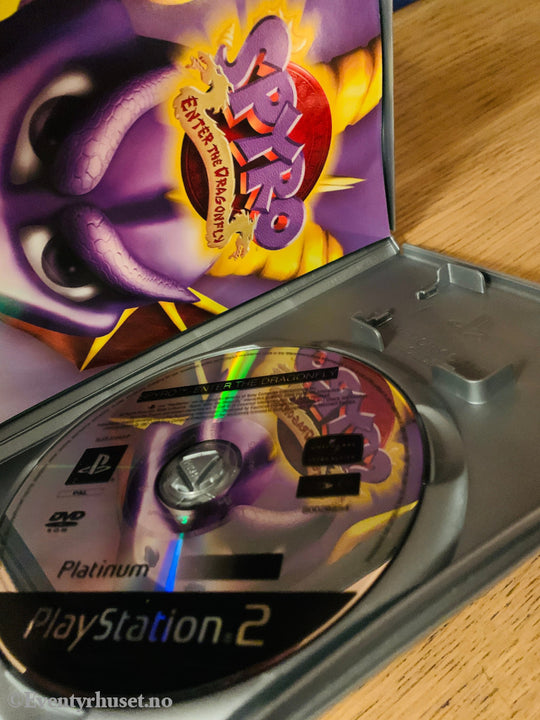 Spyro: Enter The Dragonfly - Platinum. Ps2. Ps2