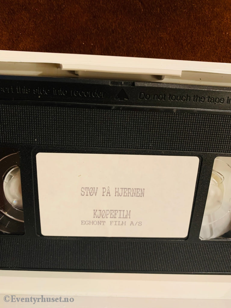 Støv På Hjernen (Norske Klassikere). 1959. Vhs. Vhs