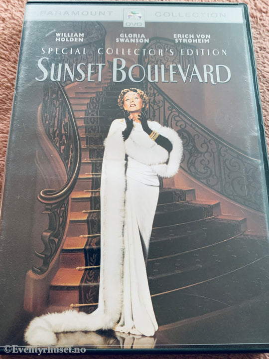 Sunset Boulevard (1950). DVD.