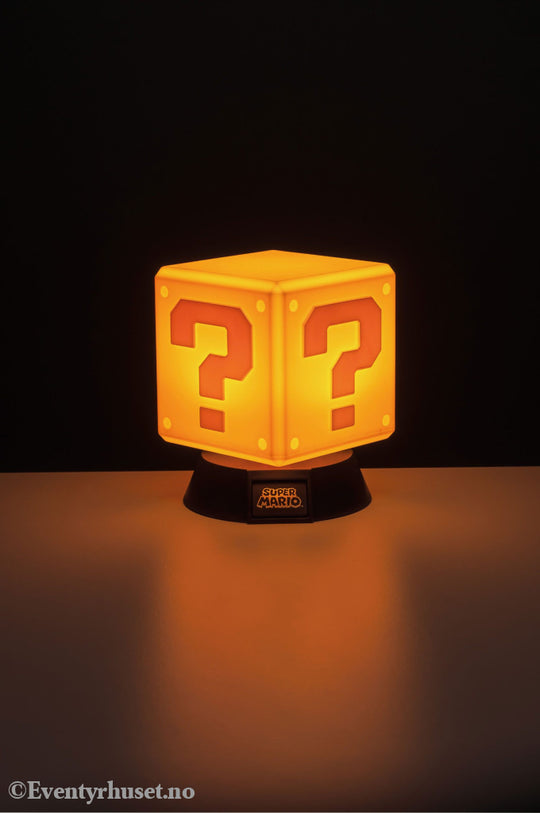 Super Mario 3D Light Question Block 10 cm. Mint In Sealed Box (MISB)! Leker
