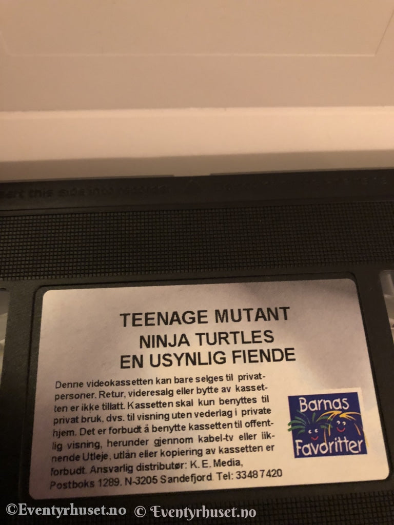 Turtles - En Usynlig Fiende. Vhs. Vhs