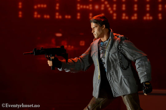 Terminator Action Figure Ultimate T-800 (Tech Noir) 18 cm. Mint In Sealed Box (MISB)! Actionfigur