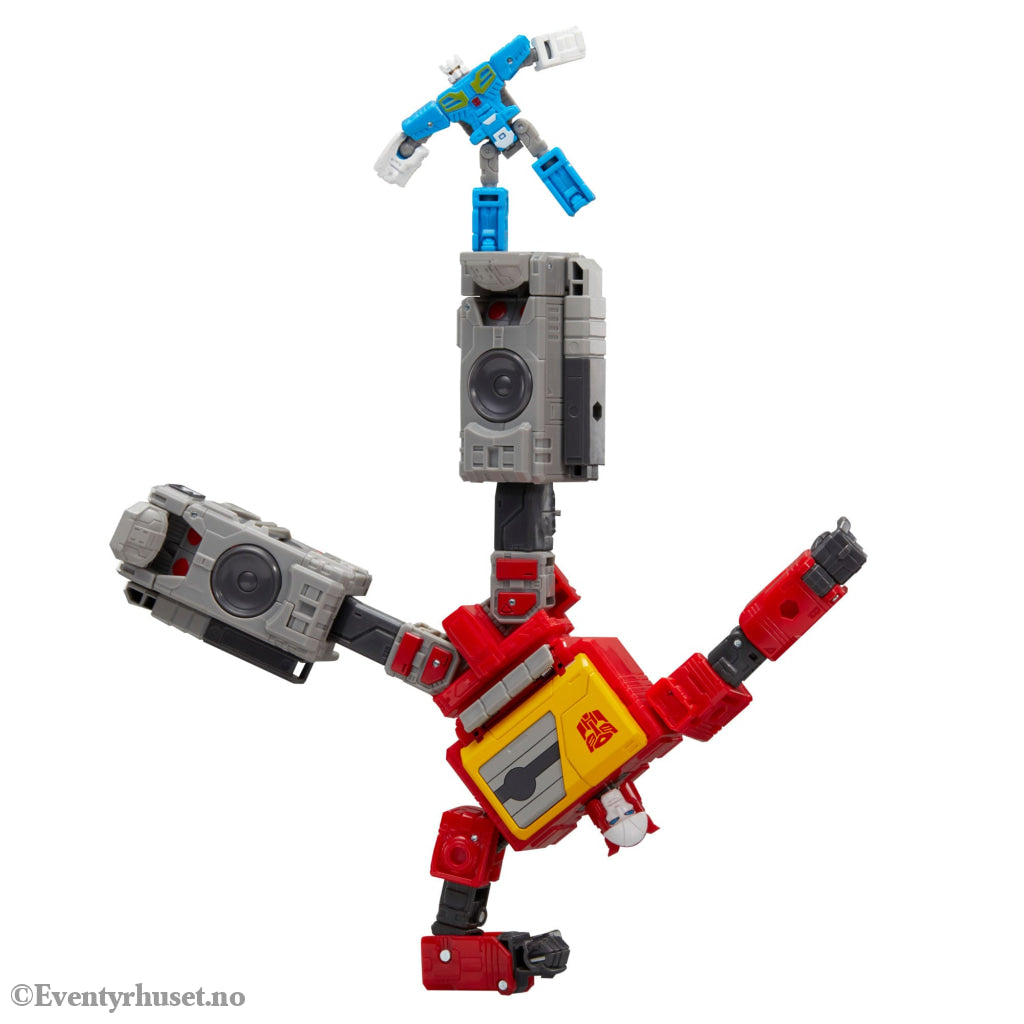 The Transformers: The Movie Generations Studio Series Voyager Class Action Figure Autobot Blaster & Eject 16 cm. Mint