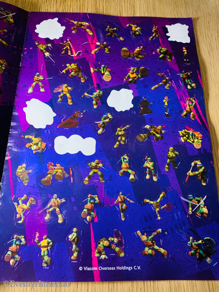 Turtles - Kloakkgjengen. Klistremerkealbum/Aktivitetshefte. Brukt. Klistremerkealbum