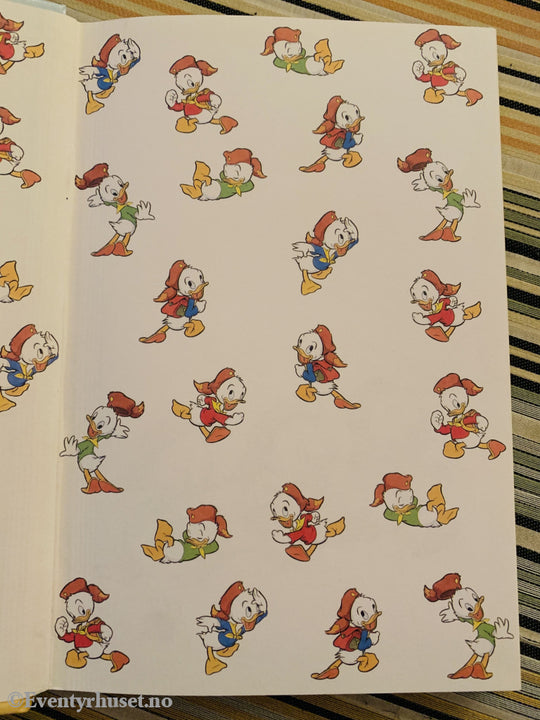 Walt Disney. 1995/97. Hakkespettboken - Ut I Naturen. Fortelling